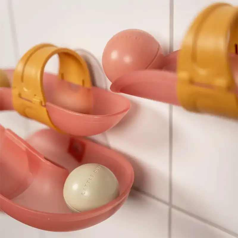 Flowers and Butterflies Bath Waterway Ball Activity