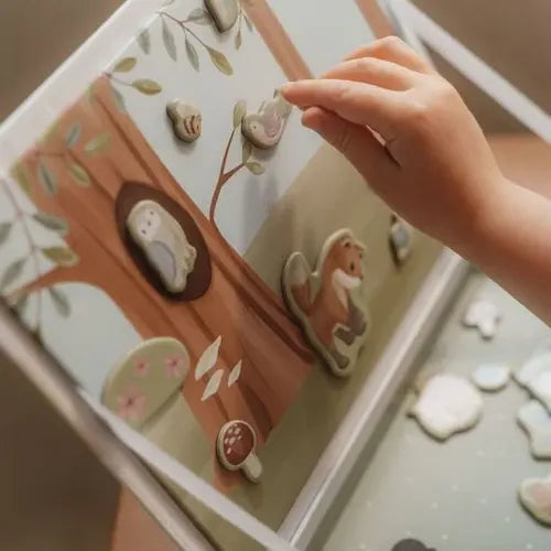 Forest Friends Magnetic Playboard