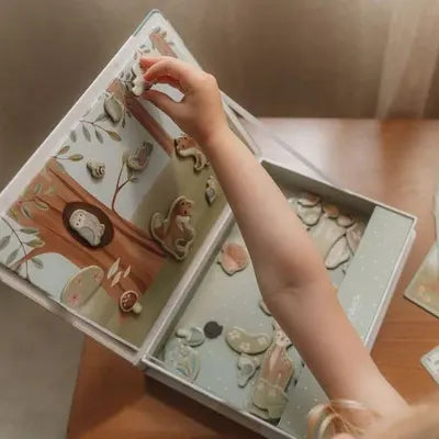 Forest Friends Magnetic Playboard