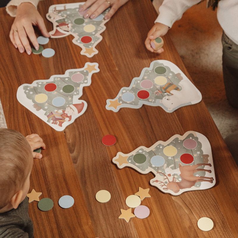 Christmas Tree Colour Game