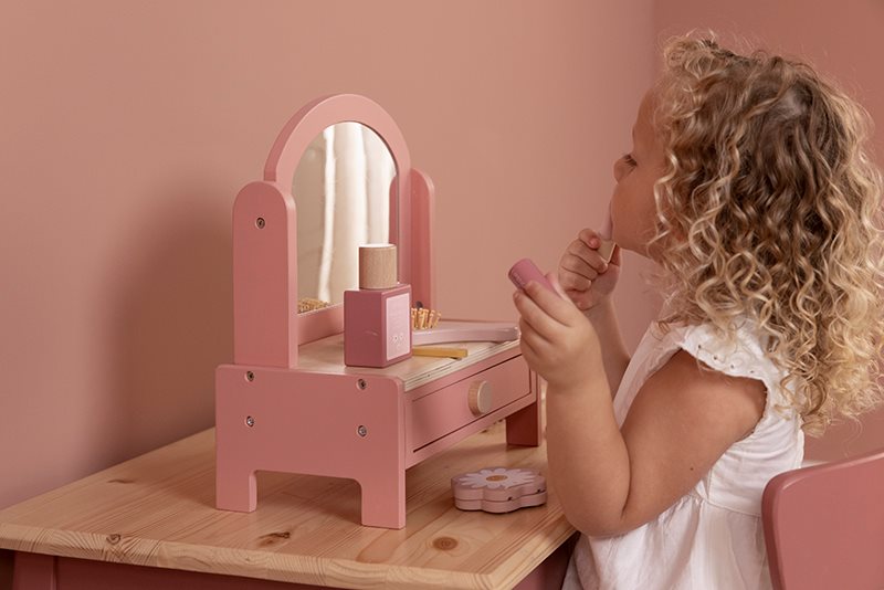 Vanity Table Pretend Play
