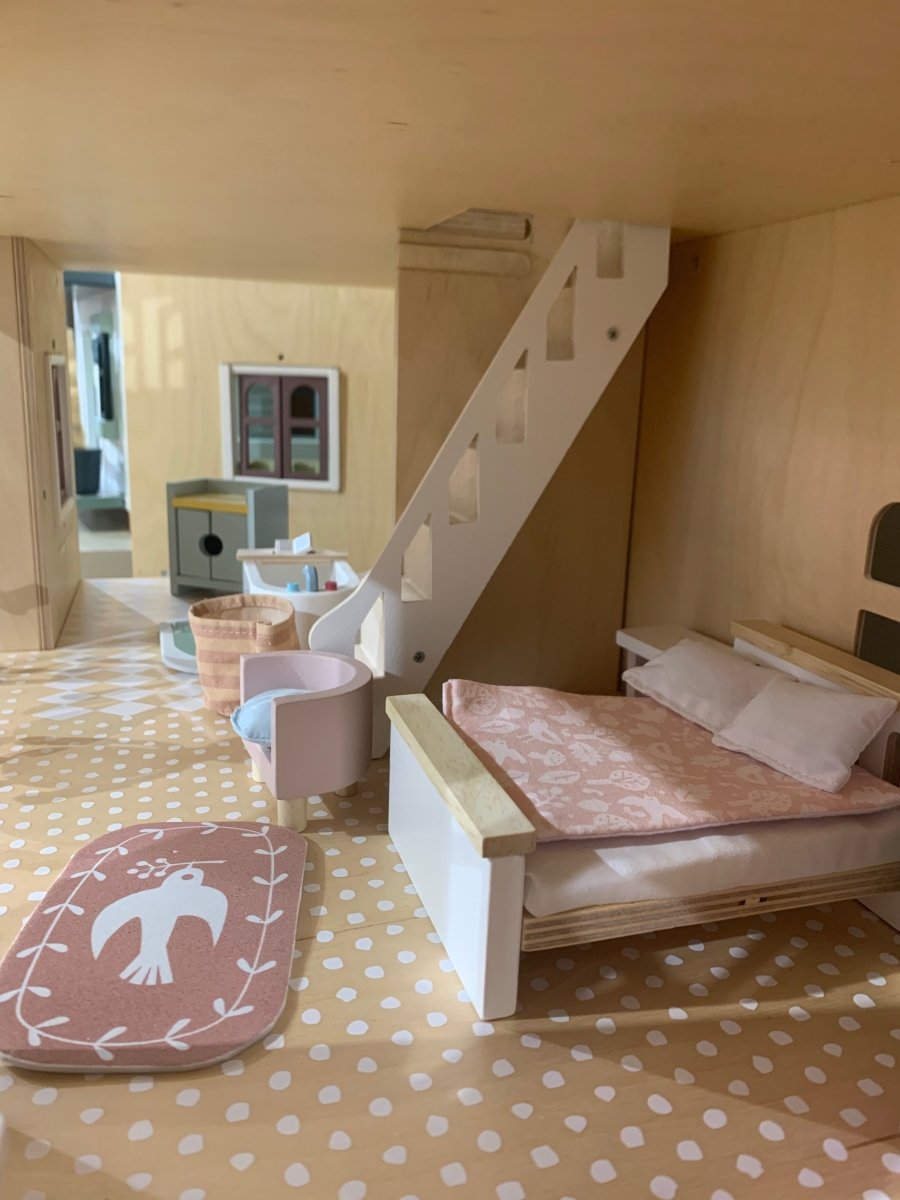 Dovetail Dolls House Bedroom Furniture - Zidar Kid