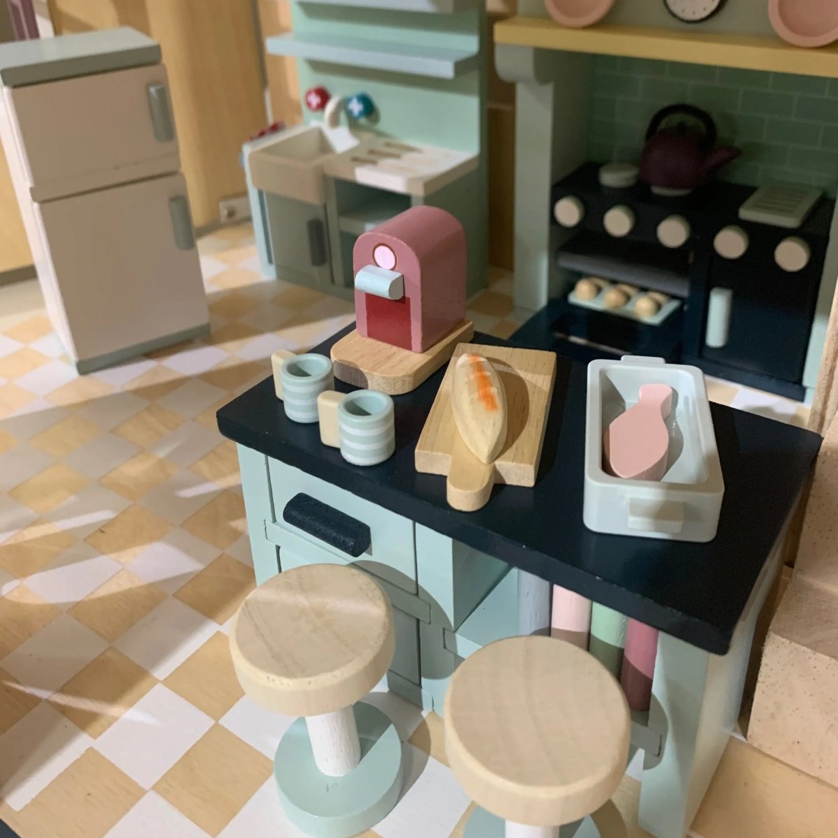 Dovetail Dolls House Kitchen Furniture Set - Zidar Kid
