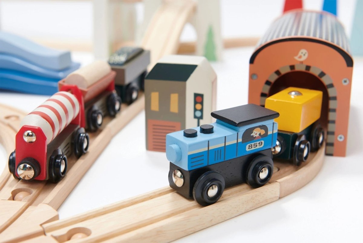 Mountain View Wooden Train Set - 58pcs - Zidar Kid