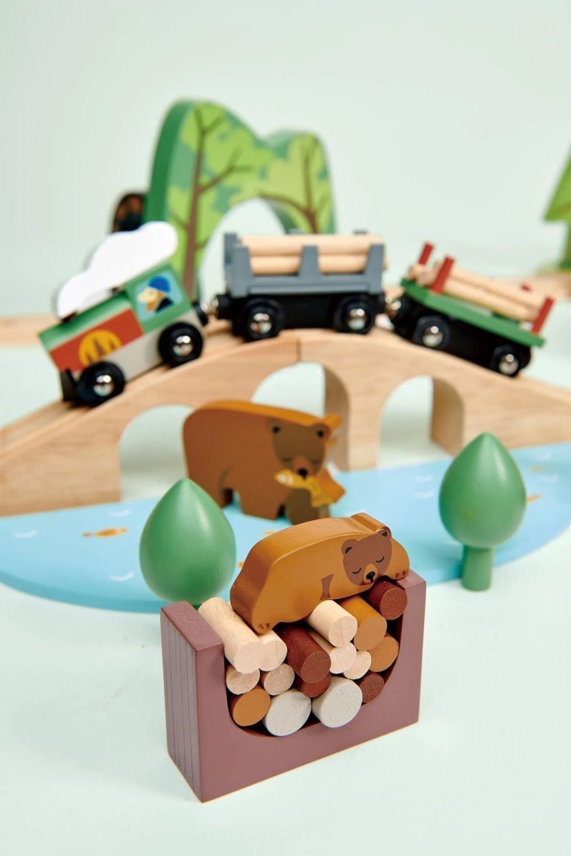 Wild Pines Wooden Train Set - Zidar Kid