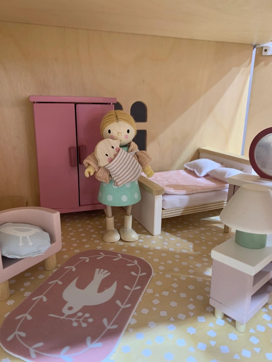 Dovetail Dolls House Bedroom Furniture - Zidar Kid